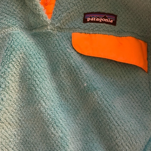 Patagonia Women's Re-Tool Snap-T Fleece Pullover, Small - Picture 5 of 6